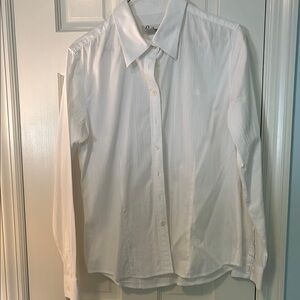 Classic White Lily Pulitzer  Shirt